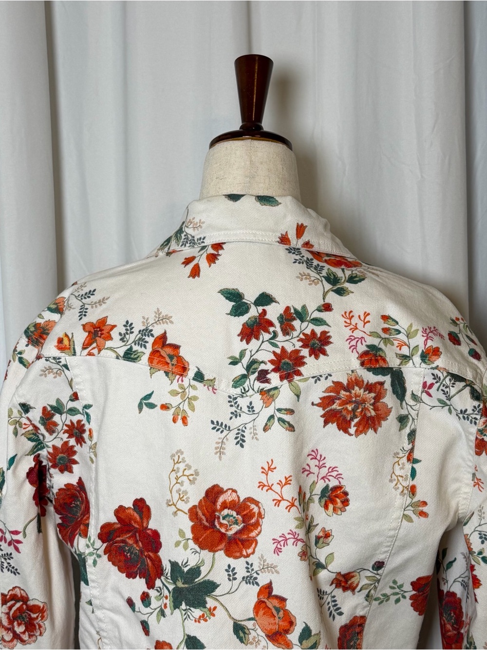 Maje Viflor Floral Denim Jacket White Red Print Stretch Cotton FR 36 Small - Picture 9 of 16